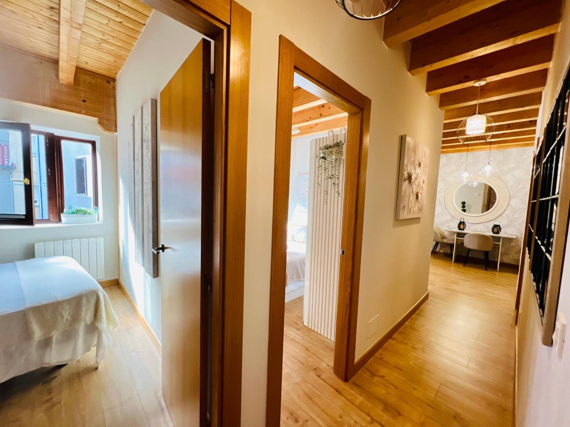 El Capricho De Claudia_ Apartamentos Burgos Catedral المظهر الخارجي الصورة
